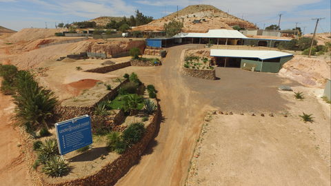 The Underground Motel - Sunshine Coast Tourism 5