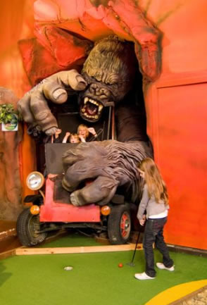 King Tutts Putt Putt - Holiday Sunshine Coast 3