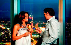 QDeck - Holiday Sunshine Coast 2