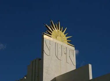 Sun Theatre - Holiday Sunshine Coast 1