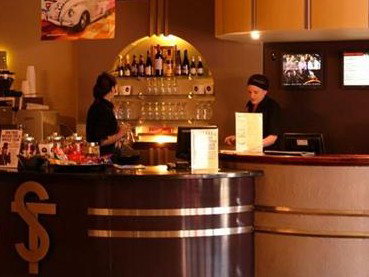 Sun Theatre - Holiday Sunshine Coast 2