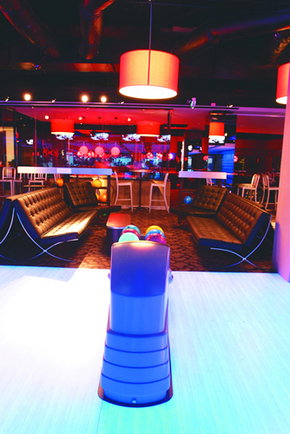 Strike Bowling Bar - Chapel - Holiday Sunshine Coast 3
