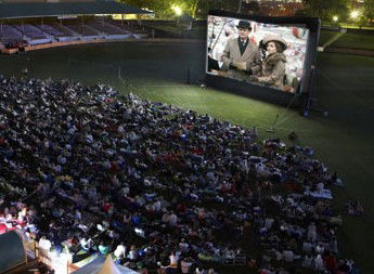 Starlight Cinema - Holiday Sunshine Coast 0