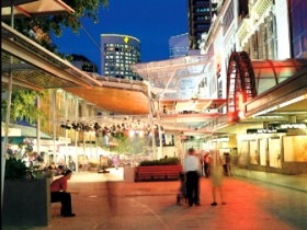 Queen Street Mall - Holiday Sunshine Coast 0