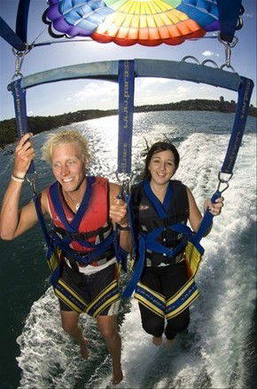 Parasail Australia - Sunshine Coast Tourism 2