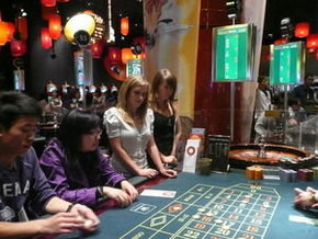 Crown Entertainment Complex - Sunshine Coast Tourism 2