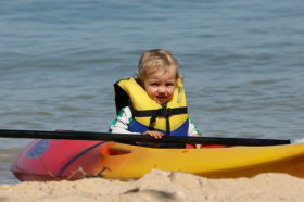 Coochie Boat Hire - Holiday Sunshine Coast 1