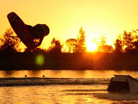 Bonney's WA Water Ski Park - Holiday Sunshine Coast 0