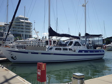 Coral Sea Dreaming Dive And Sail - Holiday Sunshine Coast 0