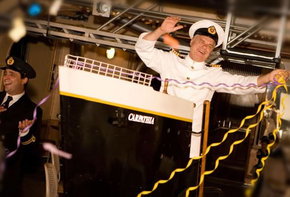 Titanic Theatre Restaurant - Holiday Sunshine Coast 2