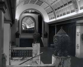 National Theatre - Holiday Sunshine Coast 1