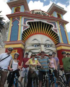 Rentabike & Real Melbourne Bike Tours - Holiday Sunshine Coast 2