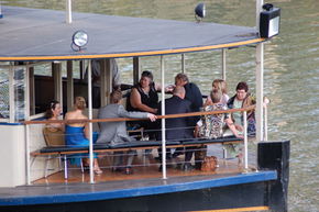 Emmylou Paddle Steamer - Sunshine Coast Tourism 4
