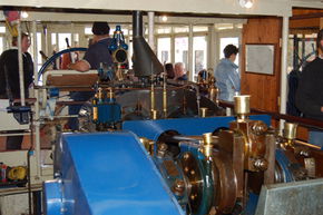 Emmylou Paddle Steamer - Sunshine Coast Tourism 5
