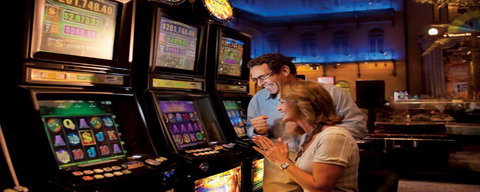 Treasury Hotel And Casino - Holiday Sunshine Coast 5