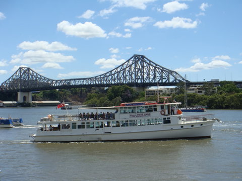 Brisbane Cruises - Sunshine Coast Tourism 0
