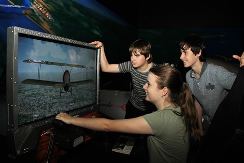 Hinkler Hall Of Aviation - Holiday Sunshine Coast 1