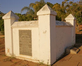 Meenaar WA Sunshine Coast Tourism