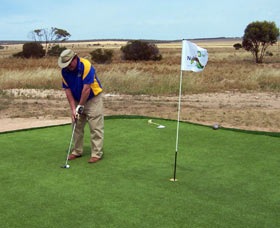 Nullarbor Links World's Longest Golf Course Australia - Holiday Sunshine Coast 0