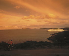 King George Sound - Sunshine Coast Tourism 0