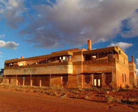 Sunshine Coast Tourism