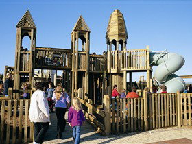 Jubilee Park Adventure Playground - Holiday Sunshine Coast 0