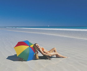 Cable Beach - Sunshine Coast Tourism 0