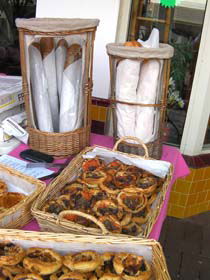 Kalamunda Farmers Market - Holiday Sunshine Coast 0