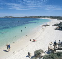 Salmon Bay - Holiday Sunshine Coast