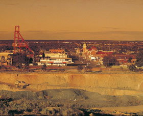 Super Pit - Holiday Sunshine Coast 0