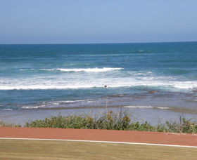 Flat Rocks - Sunshine Coast Tourism 0