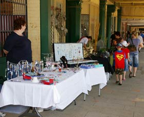 Boulder Market Day - Sunshine Coast Tourism 0