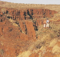 Oxer Lookout - Sunshine Coast Tourism