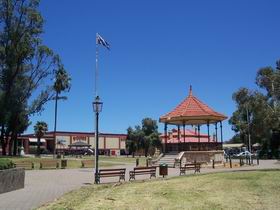 Gladstone Square - Sunshine Coast Tourism 0