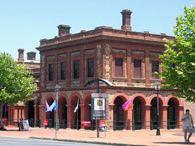 Port Community Arts Centre - Holiday Sunshine Coast 0