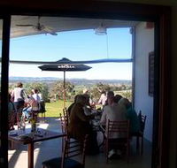 Tenafeate Creek Wines - Holiday Sunshine Coast