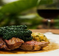 Red Poles - Sunshine Coast Tourism