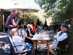 Barratt Wines - Holiday Sunshine Coast 0