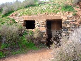 Miners Dugouts - Holiday Sunshine Coast 0