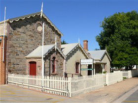 Strathalbyn And District Heritage Centre - Sunshine Coast Tourism 0