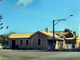 Southern Yorke Peninsula Visitor Centre In The Old Post Office - Holiday Sunshine Coast 0