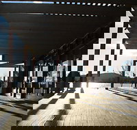 The Boat House By The Lake - Sunshine Coast Tourism