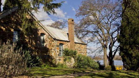 Blundells Cottage - Holiday Sunshine Coast 1