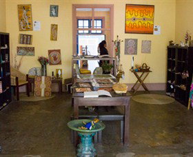 Lyons Cottage - Holiday Sunshine Coast 0