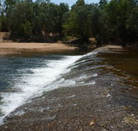 Knotts Crossing