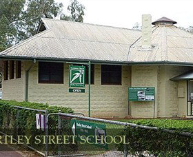 Hartley Street School - Holiday Sunshine Coast 0