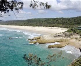 Main Beach, North Stradbroke Island - Holiday Sunshine Coast 0