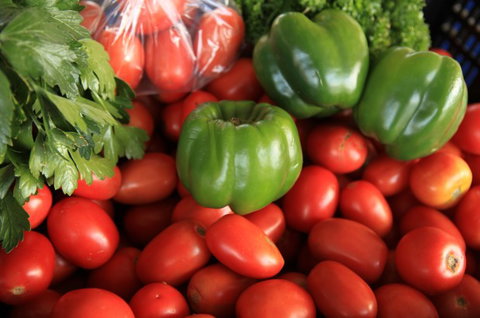 Broadbeach Beachfront Markets - Sunshine Coast Tourism 0