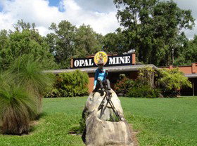 Outback Opal Mine - Sunshine Coast Tourism 0