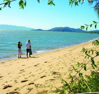 Bushland Beach - Sunshine Coast Tourism